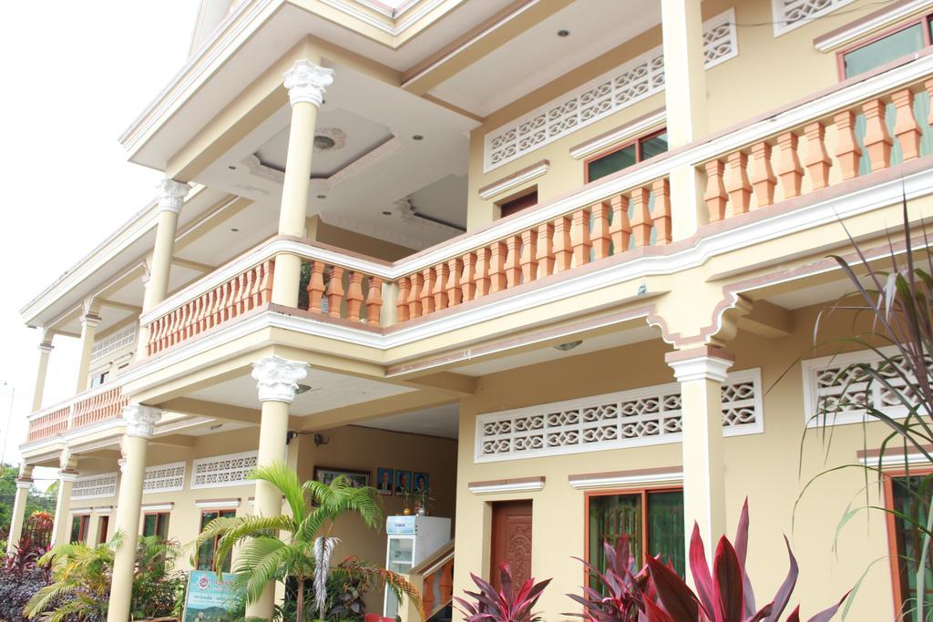 Sinan Guesthouse Σίχανουκβιλ Εξωτερικό φωτογραφία